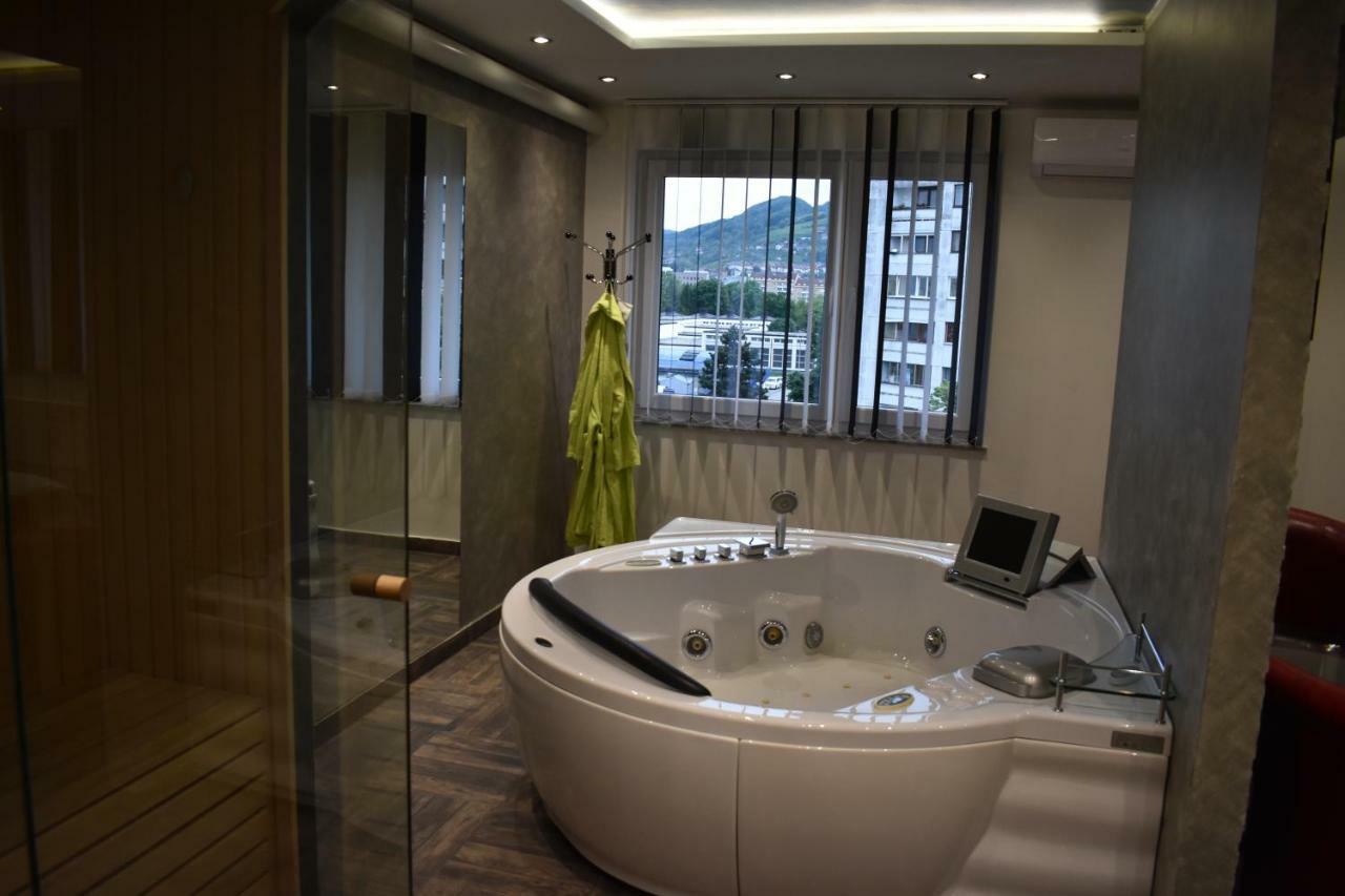 De Lux Apartment Maki Баня Лука Екстериор снимка