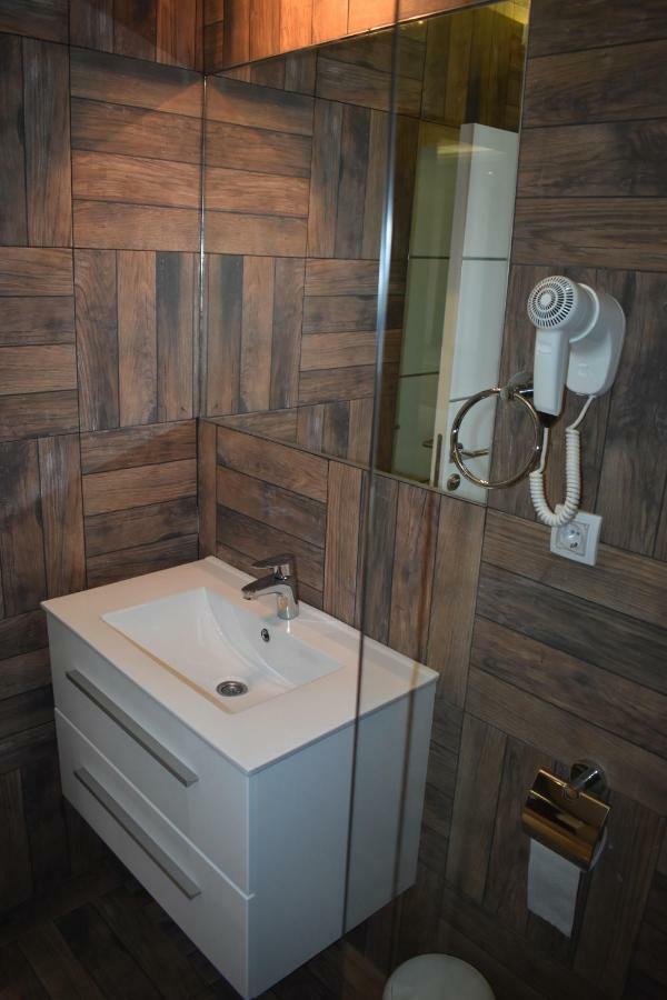De Lux Apartment Maki Баня Лука Екстериор снимка