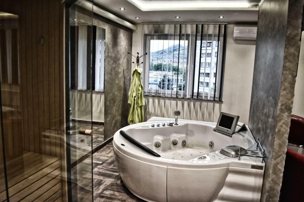 De Lux Apartment Maki Баня Лука Екстериор снимка